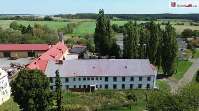 Komerční nemovitost Zálezly, Skapce, okres Tachov