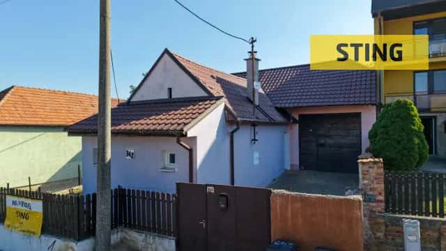 Rodinný dům či chalupa s technickým zázemím ve vinařské obci Polešovice, Polešovice, okres Uherské Hradiště