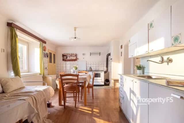 Prodej Rodinného domu 3+1 s pozemkem 2453 m2 - Tytry, Pavlíkov, okres Rakovník