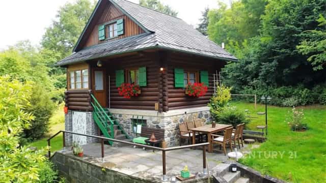 Srubová chata u Sázavy 2+1, na pozemku 1475 m2 ., Chocerady, okres Benešov