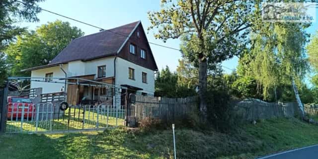 RD Jiříkov - Kněžpole – dům s garáží, dílnou a velkou zahradou, možnost další stavby na pozemku, Jiříkov, okres Bruntál