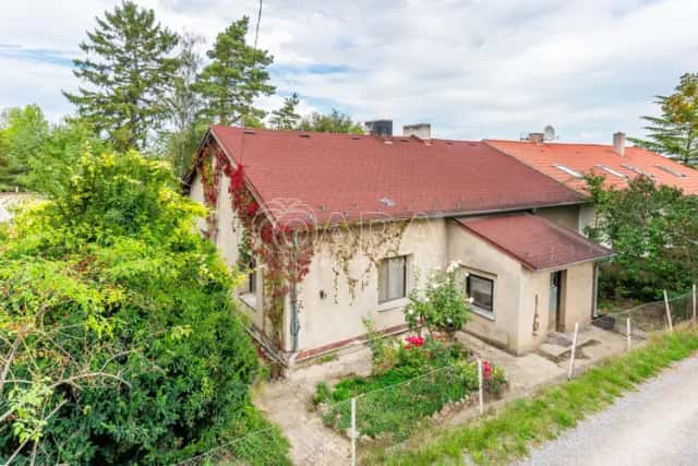 Prodej rodinného domu s obrovským potenciálem Mořina, okres Beroun, Mořina, okres Beroun