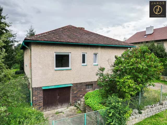 Rodinný dům 4+1 108 m2 s úžasnou zahradou 587 m2, Zásmuky u Kolína, Školní, Zásmuky, okres Kolín