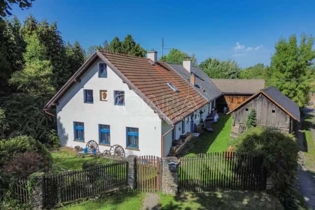 Prodej rodinného domu, pozemek 2412 m2, Braníčkov u Velhartic, Velhartice, okres Klatovy
