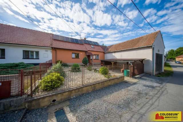 Deblín, RD 4+kk, 95 m2, zahrada, vířivka, parkovací stání - rodinný dům, Deblín, okres Brno-venkov