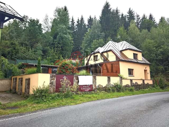 Prodej rodinného domu s wellness a možností ubytování – Údolí Kamenice, Tanvald, okres Jablonec nad Nisou