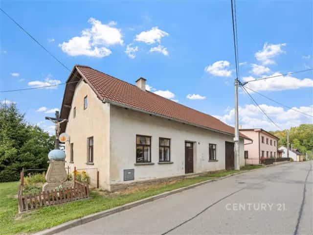 Poctivý dům s velkou zahradou v Kněževsi u Olešnice na Moravě, Kněževes, okres Blansko