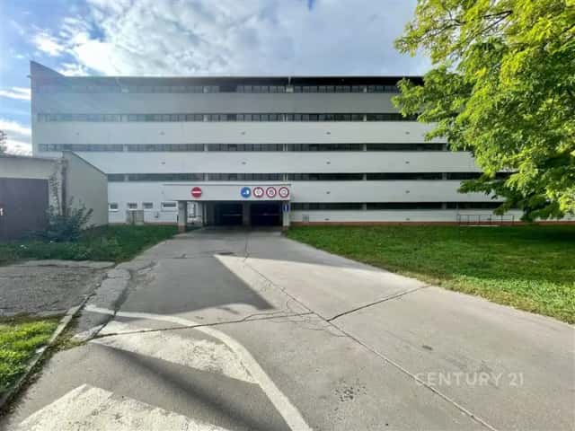 Prodej parkovacího stání na ulici Voroněžská 3099/1a, Voroněžská, Brno – Brno-Žabovřesky, okres Brno-město