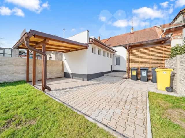Pronájem bytu 1+kk se zahradou, J. E. Purkyně, Nový Bydžov, okres Hradec Králové