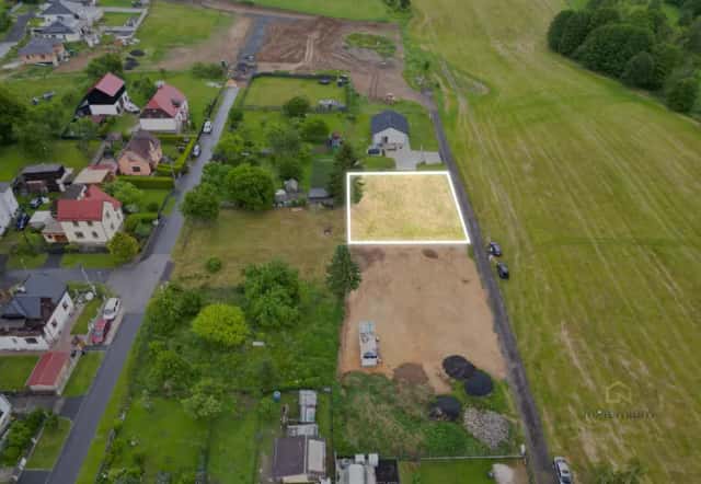 Stavební pozemek 913 m2 s otevřeným výhledem – Plesná u Chebu, Plesná, okres Cheb