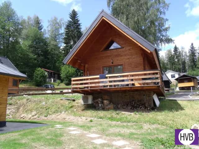Prodej chaty 2+kk, koupelna, WC, terasa, krb, na pozemku 36 m2, Horní Planá Jenišov, Horní Planá, okres Český Krumlov
