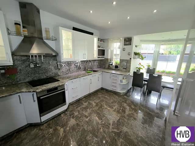 Prodej RD 5+1/G/T 340 m2, pozemek 1126 m2, Psáry - Dolní Jirčany, Praha - západ, Pod Skalkou, Psáry, okres Praha-západ