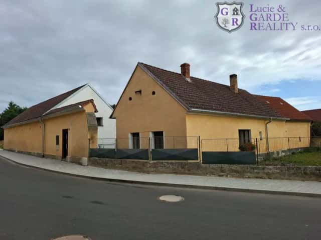 Prodej, zemědělská usedlost - statek, Nestanice, Libějovice, okres Strakonice