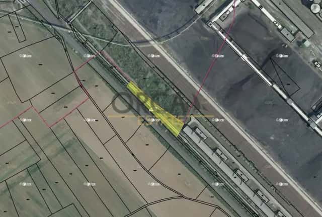 0,3 ha pozemků v k.ú. Křivenice, Horní Počaply, okres Mělník