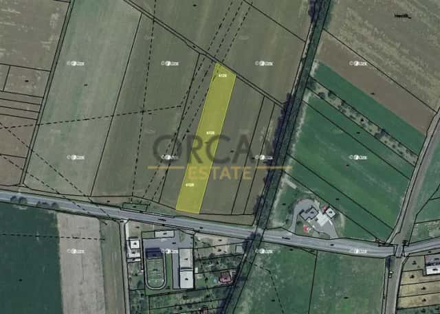 0,1 ha pozemku v k.ú. Hulín, Hulín, okres Kroměříž