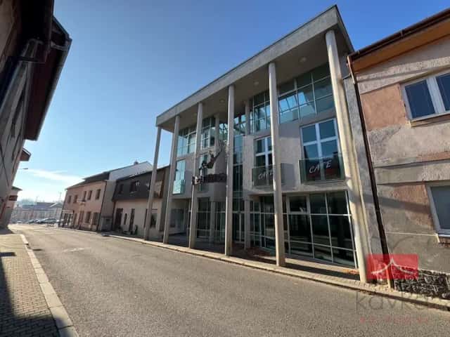 Pronájem obchodních / kancelářských prostor 250 m2 ve Světlé nad Sázavou, Lánecká, Světlá nad Sázavou, okres Havlíčkův Brod