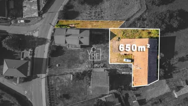 Prodej pozemku se stodolou k výstavbě RD - Probluz - Dolní Přím, Dolní Přím, okres Hradec Králové
