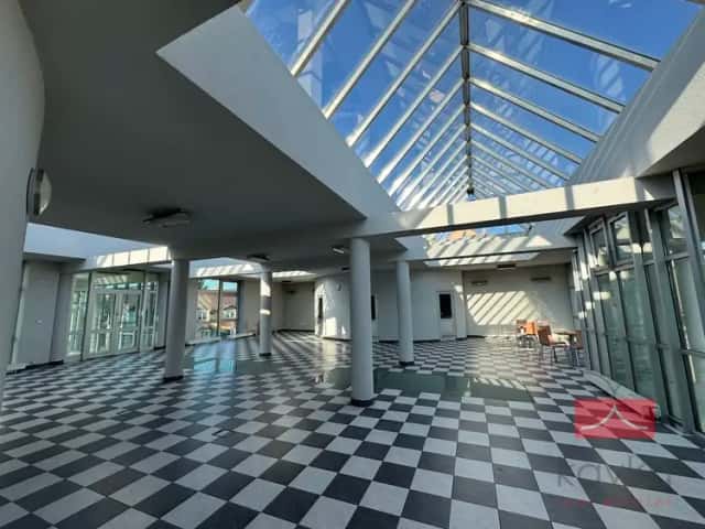 Pronájem obchodních / kancelářských prostor 250 m2 ve Světlé nad Sázavou, Lánecká, Světlá nad Sázavou, okres Havlíčkův Brod
