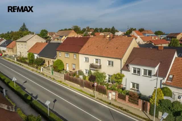 Řadový rodinný dům 5+1 v Tuřanech, s možností dvougeneračního bydlení, Tuřany, okres Kladno