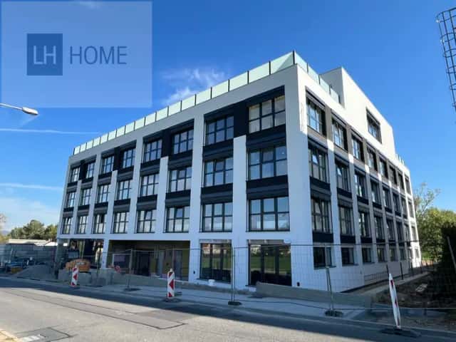 Prodej obchodního prostoru o výměře 730 m2, Lokalita neuvedena