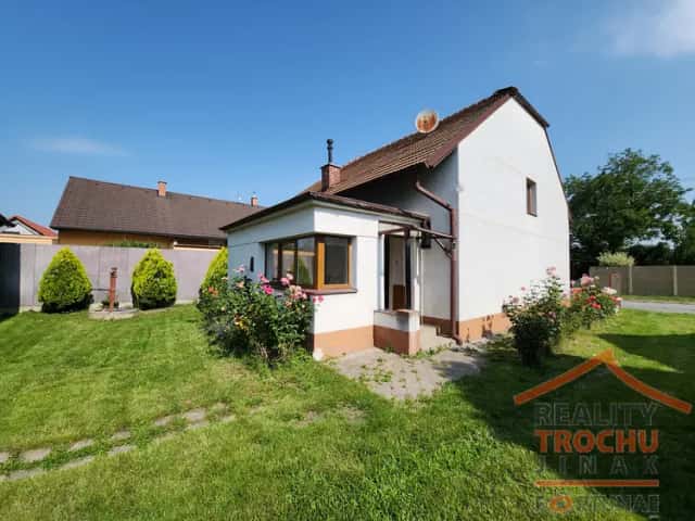 Prodej rodinného domu 3+kk, 87 m2, pozemek 1100 m2, Libišany, okres Pardubice