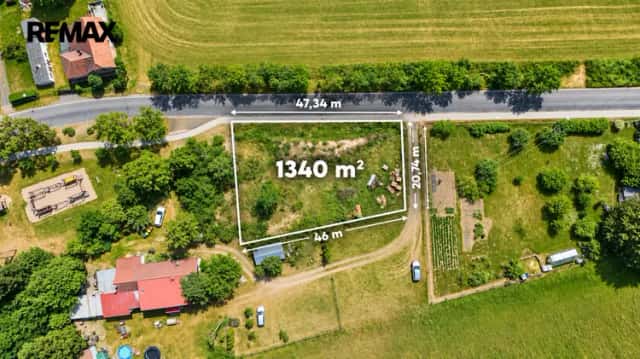 Stavební pozemek 1 340 m2 | bydlení, velká zahrada, sítě v dosahu | Žáky u Čáslavi, Žáky, okres Kutná Hora