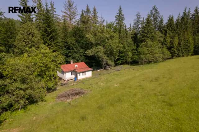 Na prodej chata s pozemkem na samotě u lesa, Prostřední Bečva, okres Vsetín