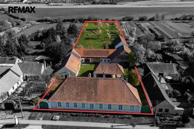 Prodej komerčního areálu 300 m2 Lesná, Lesná, okres Znojmo