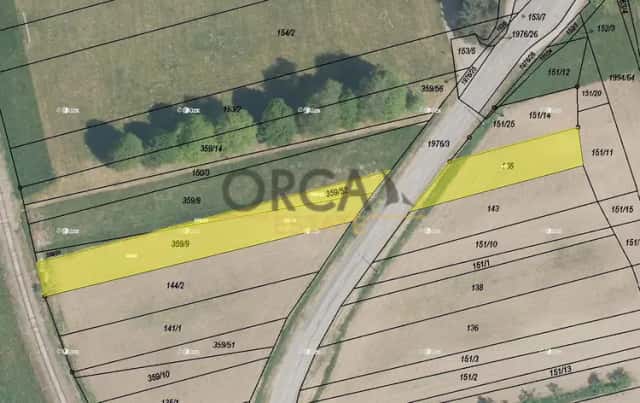 0,13 ha pozemků v k.ú. Mouchnice, Mouchnice, okres Hodonín