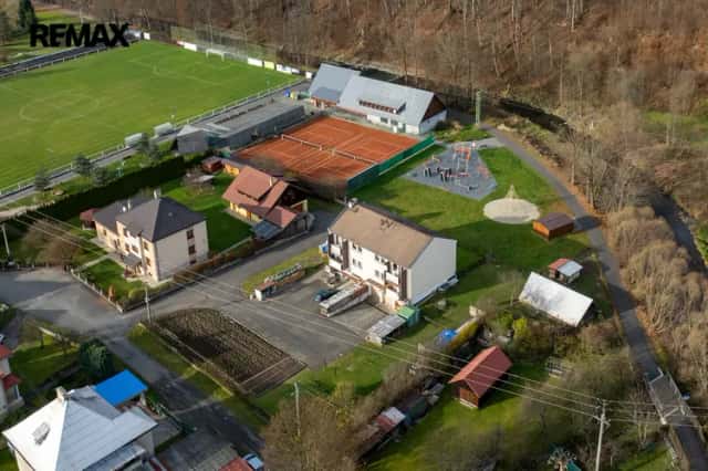 Karolinka – nemovitost s velkým potenciálem a studií na bytový dům, Lesní, Karolinka, okres Vsetín