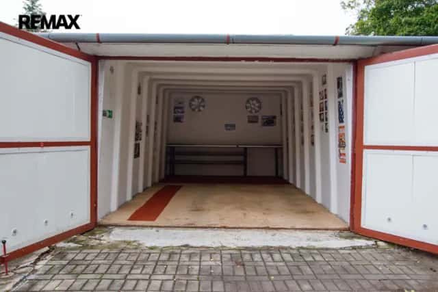 Prodej garáže 16 m2 Brno-Lesná, Brno, okres Brno-město