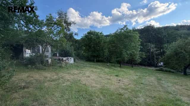 Prodej velkorysého rekreačního pozemku 2 143 m2 u lesa a potoka – Prachatice, Pod Černou horou, Prachatice