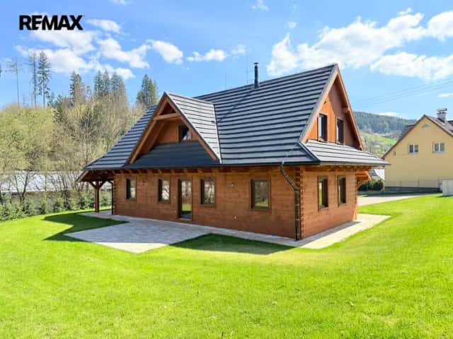 Novostavba luxusní roubené chalupy | Nový Hrozenkov | Valašsko, Nový Hrozenkov, okres Vsetín