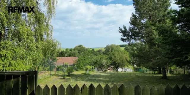 Prodej parcely určené ke stavbě rodinného domu v Bučovicích - Černčíně., Bučovice, okres Vyškov