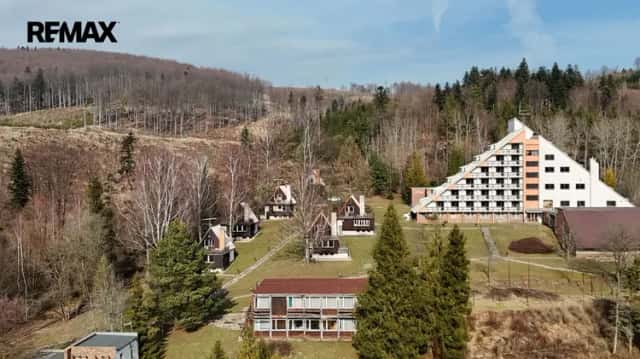? Soubor rekreačních chat v srdci přírody – Rajnochovice, lokalita bývalého hotelu Wald, Rajnochovice, okres Kroměříž