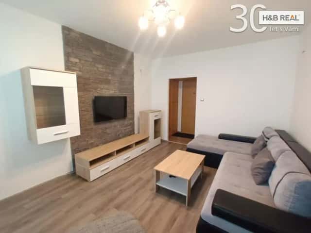 Výjimečné bydlení s výhledem na Rožnov pod Radhoštěm – prostorný byt 6+1,153 m2 s terasou 67 m2 ., Lesní, Rožnov pod Radhoštěm, okres Vsetín
