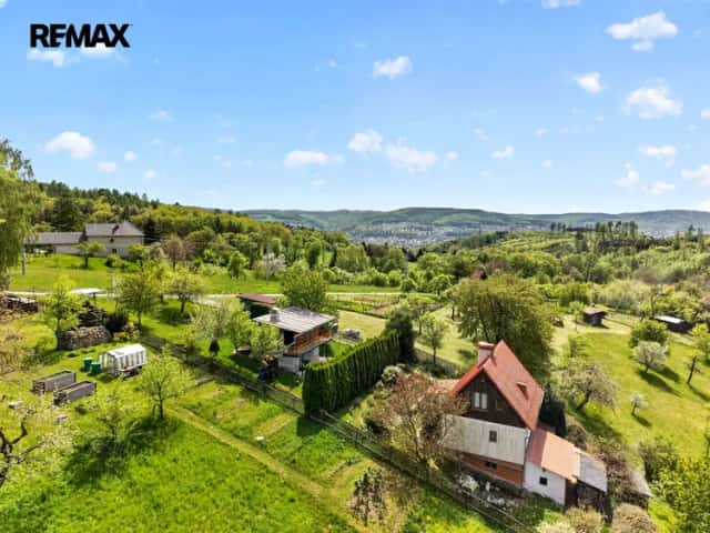 Prodej stavebního pozemku ve vyhledávané lokalitě Štákových Pasek – Příluky u Zlína, 708 m2, Štákovy Paseky, Zlín