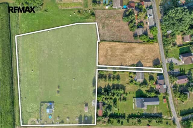 Investiční pozemek 12 402 m2 pro 5 domů - Kněžmost, Kněžmost, okres Mladá Boleslav