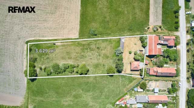 Prodej stavebního pozemku o celkové výměře 3 629 m2 v obci Hlušičky - Hlušice, Hlušice, okres Hradec Králové