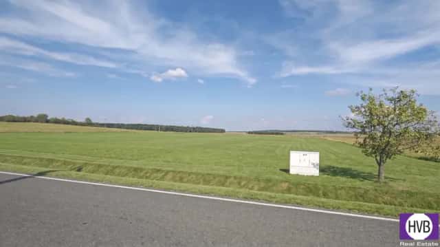 Prodej stavebního pozemku 1380 m2, Bělušice, okr. Kolín., Bělušice, okres Kolín