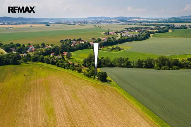 Prodej zahrady v žádané lokalitě Robousy, 600 m2, klid přírody na dosah města, Jičín