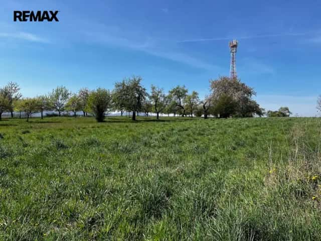 Pronájem garáže, pole a ovocného sadu se skleníkem, Horní Újezd, okres Přerov