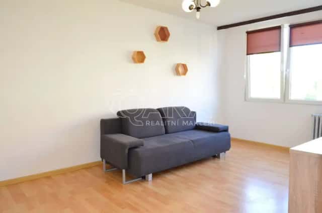 Garáž se stavebním pozemkem 875 m2, Zlatá Olešnice, okres Trutnov
