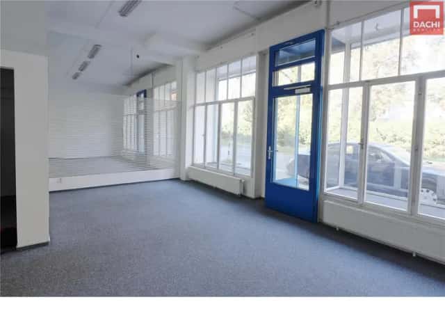 Pronájem komerčních prostor 37 m2 v Olomouci, ul. Dobrovského, Dobrovského, Olomouc