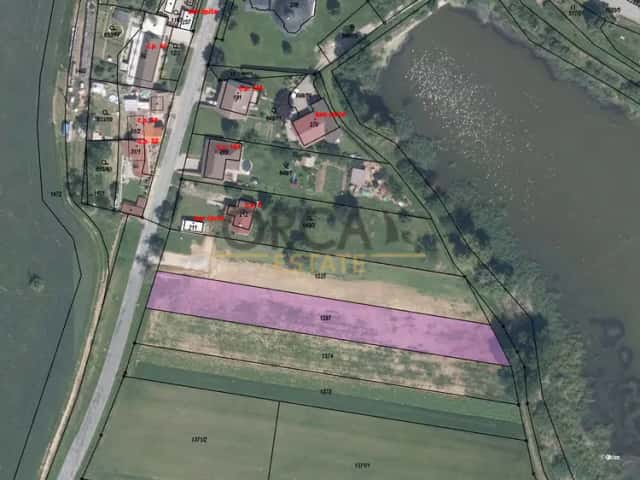 Prodej pozemku v k.ú. Tavíkovice (okres Znojmo) o výměře 1950 m2, Tavíkovice, okres Znojmo