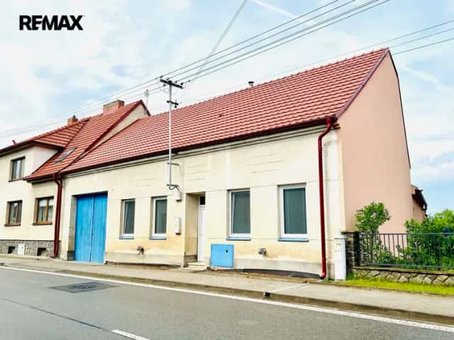 Prodej domu 3+1 se zahradou a mechanizací ve Vacenovicích, 115 m2, Vacenovice, okres Hodonín