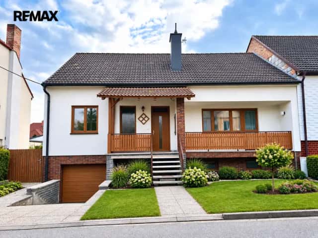 Prodej rodinného domu s bazénem a saunou v Ratíškovicích, 110 m2, Ratíškovice, okres Hodonín