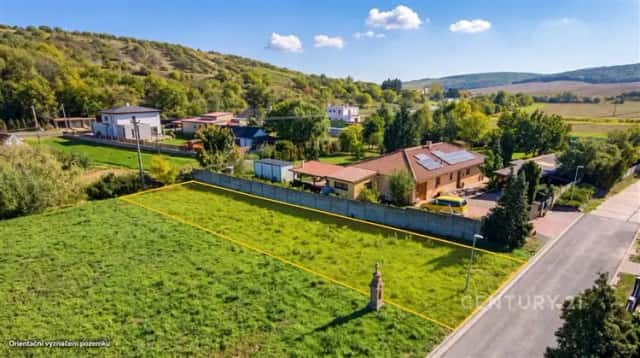 Stavební pozemek 513 m2 v klidné části Boleradic, Boleradice, okres Břeclav
