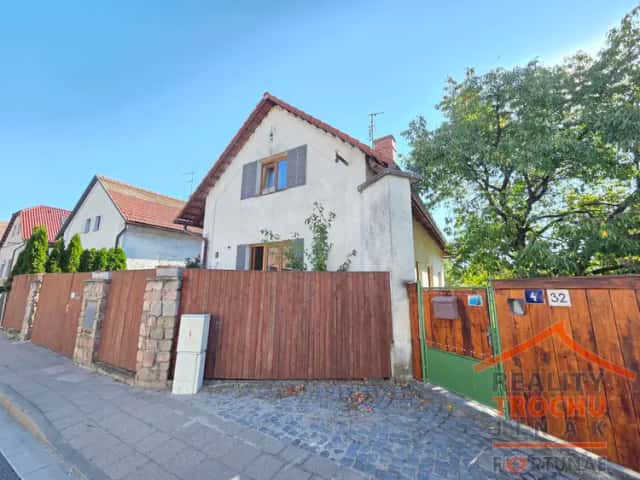 Prodej rodinného domu 5+1, 230 m2, Krňovice, Třebechovice pod Orebem, okres Hradec Králové