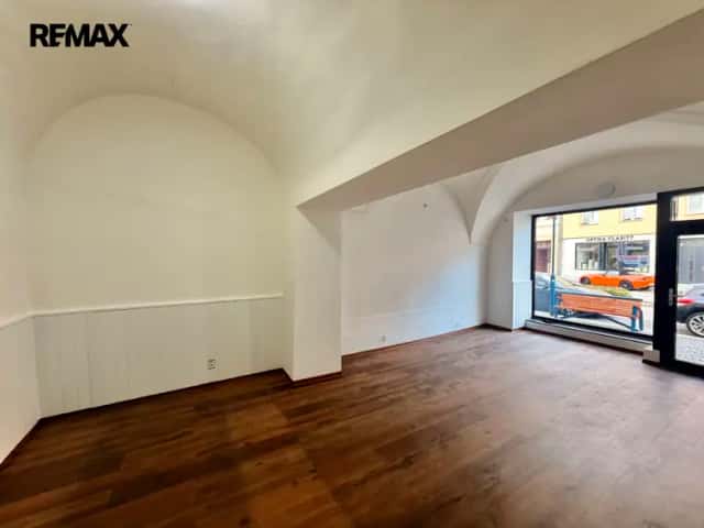 Pronájem obchodního prostoru v Kyjově, 45 m2, Masarykovo náměstí, Kyjov, okres Hodonín